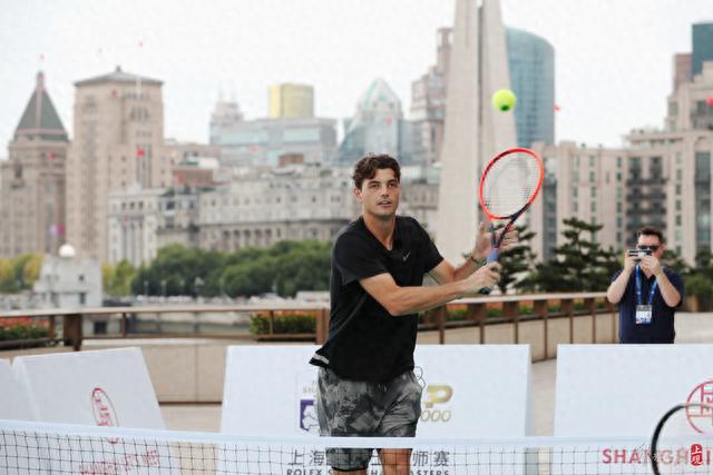 罗伊斯主场 罗伊斯主场