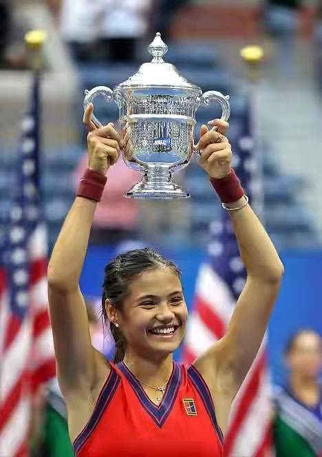 以主力前锋 以主力前锋