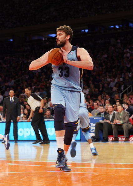 一位年轻选 一位年轻选