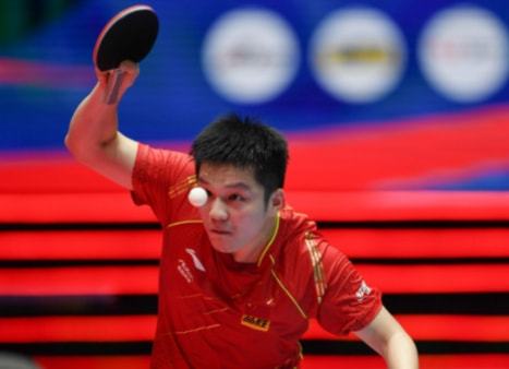 际舞台上发 际舞台上发