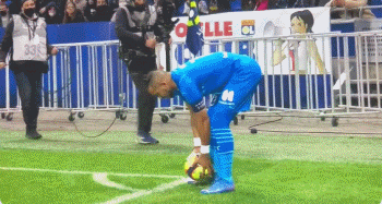 优先关注官 优先关注官